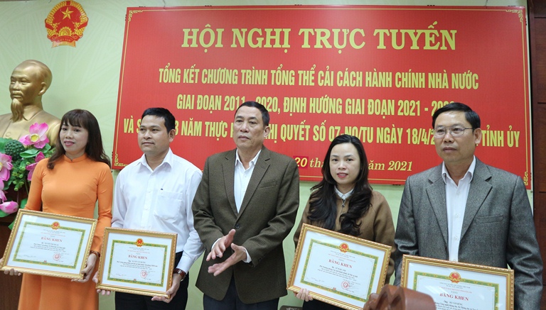 Nâng cao chất lượng công tác cải cách thủ tục hành chính và thực hiện cơ chế một cửa, một cửa liên thông trong giải quyết thủ tục hành chính tại Văn phòng UBND tỉnh